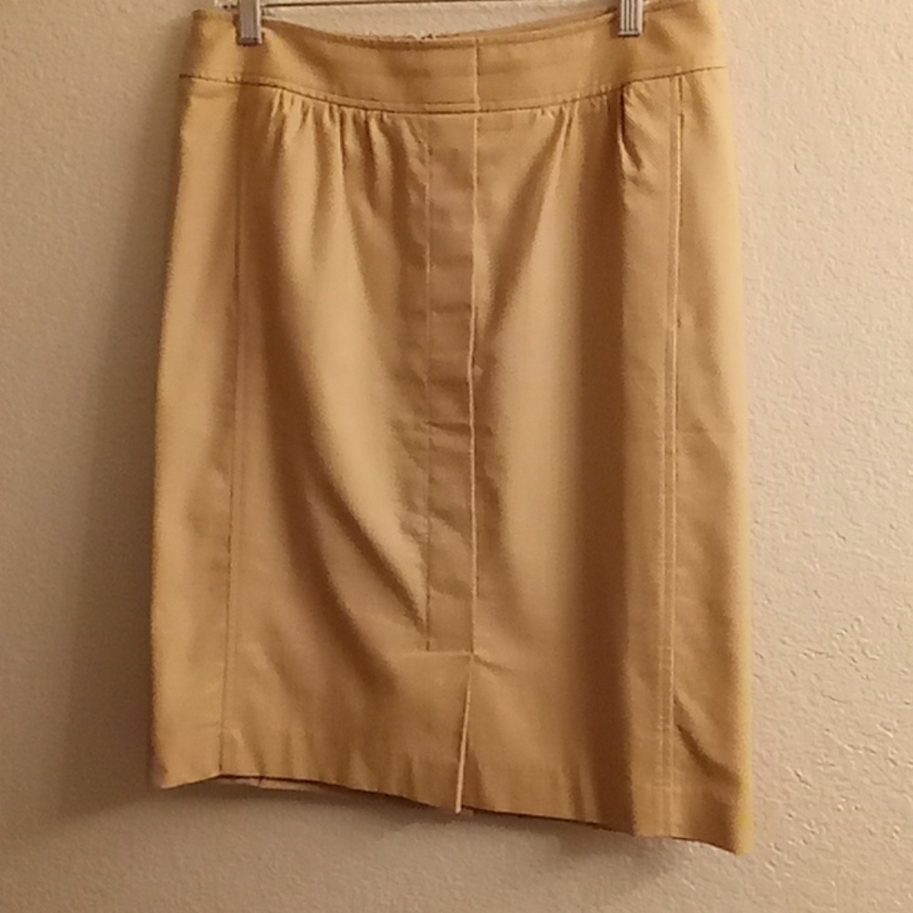 NEW TALBOTS Women Size 8 Cream Color Office Career Minimalist Travel B27